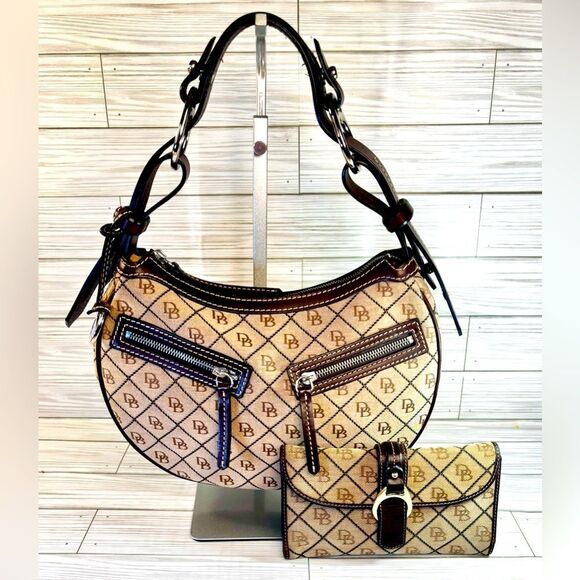 033-Dooney &Bourke Vintage DB Tan& Brown Canvas W/ Leather Trim Bag& Wallet Set - Picture 1 of 16